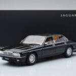 Jaguar XJ6 XJ40 Ebony Schwarz Almost Real 1:18 - image 11 of 11