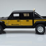 Jeep Gladiator Honcho Schwarz GT Spirit 1:18 - image 3 of 6
