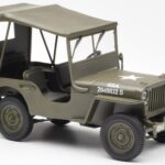 Jeep Willys Mit Planenabdeckung UT Models 1:18 - image 4 of 6