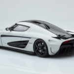 Koenigsegg Regera Grau Asia Exclusive GT Spirit 1:18 - image 4 of 5