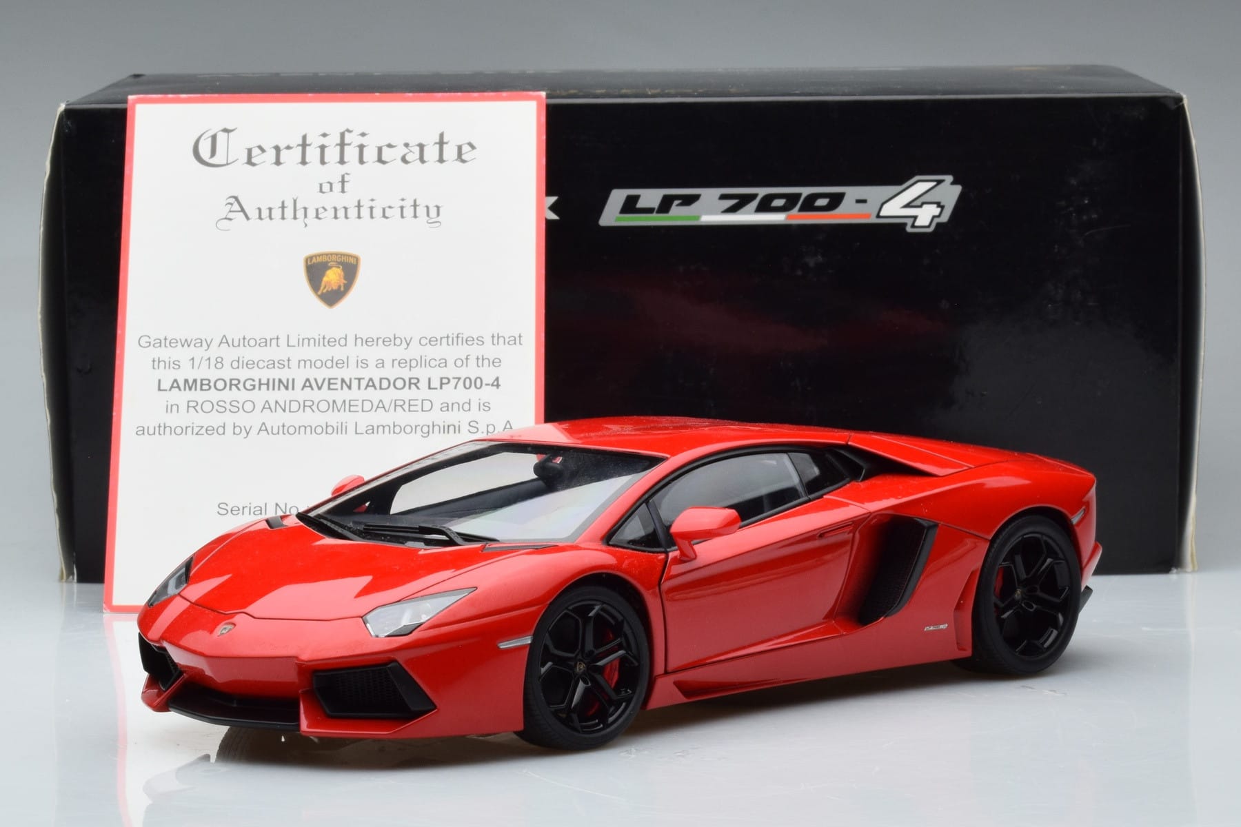 Lamborghini Aventador LP700-4 Andromeda Rot AUTOart 1:18 74669 Druckguss — Bild 10 von 10