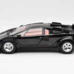Lamborghini Countach LP 5000 Quattrovalvole Schwarz Kyosho 1:18 08320BK - image 4 of 8