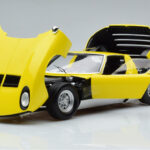 Lamborghini Miura SV Gelb Kyosho 1:18 - image 2 of 11