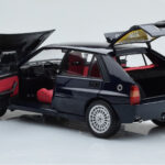 Lancia Delta HF Integrale Club Italia Blau Kyosho 1:18 - image 3 of 8