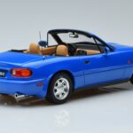 Mazda MX-5 NA Blau Otto 1:18 OT934 Resin - image 2 of 6