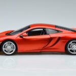 McLaren MP4-12C Mit Stig Top Gear Figur Minichamps 1:18 519101330 Druckguss - image 4 of 7