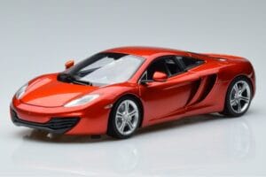 McLaren MP4-12C Mit Stig Top Gear Figur Minichamps 1:18 519101330 Druckguss