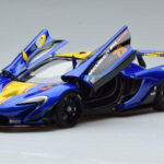 McLaren P1 GTR Blau Mit Gelben Streifen AUTOart 1:18 - image 2 of 7