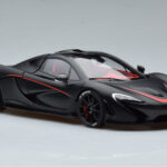McLaren P1 Matt Schwarz AUTOart 1:18 - image 5 of 9