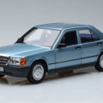 Mercedes 190E W201 Hellblau Norev 1:18
