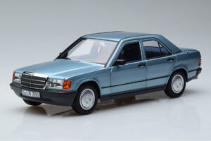 Mercedes 190E W201 Hellblau Norev 1:18