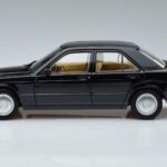 Mercedes 190 E W201 Limitierte Auflage Norev 1:18 183823 Druckguss - image 5 of 10