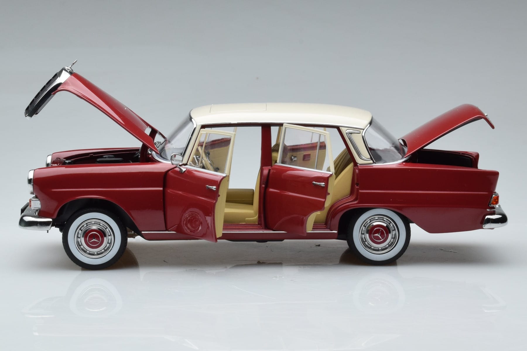 Mercedes 200 W110 Rot Norev 1:18 183706 Druckguss — Bild 4 von 7