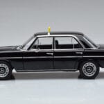 Mercedes 200 W115 Taxi Norev 1:18 183776 Druckguss - image 4 of 7