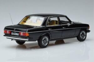 Mercedes 230E W123 Limitierte Auflage Norev 1:18 183711 Druckguss — Bild 3 von 8