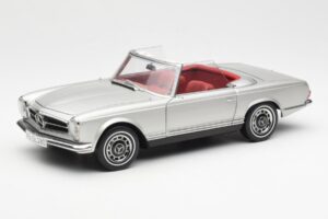 Mercedes 280 SL W113 Pagode Silber Schuco 1:18 450035000