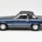 Mercedes 300 SL R107 Nautikblau Norev 1:18 183466 - image 4 of 8