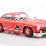 Mercedes 300 SL W198 Gullwing Rot Minichamps 1:18 - image 6 of 8