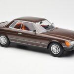 Mercedes 500 SLC C107 Braun KK-Scale 1:18 180851 - image 4 of 6
