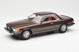 Mercedes 500 SLC C107 Braun KK-Scale 1:18 180851