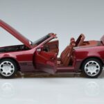 Mercedes 500 SL R129 Limitierte Auflage Norev 1:18 183716 Druckguss - image 4 of 7