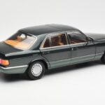 Mercedes 560 SEL W126 Night Grün Metallic Dealer Edition Norev 1:18 B66040626 - image 3 of 8
