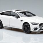 Mercedes AMG GT 63 S X290 Weiß Norev 1:18 183445 Druckguss - image 5 of 7