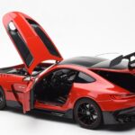 Mercedes AMG GT Black Series Rot Asia Exclusive Norev 1:18 - image 5 of 8