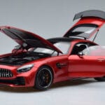 Mercedes AMG GT R C190 Kardinalrot AUTOart 1:18 76331 Druckguss - image 2 of 7