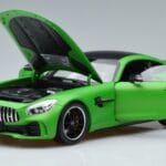 Mercedes AMG GT-R C190 Green Hell Magno Norev 1:18 B66960416 Druckguss - image 2 of 7