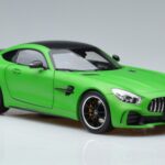 Mercedes AMG GT-R C190 Green Hell Magno Norev 1:18 B66960416 Druckguss - image 5 of 7