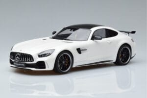 Mercedes AMG GT R Weiß GT Spirit 1:18 KJ021 Resin