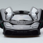 Mercedes AMG One Schwarz NZG 1:18 - image 2 of 9