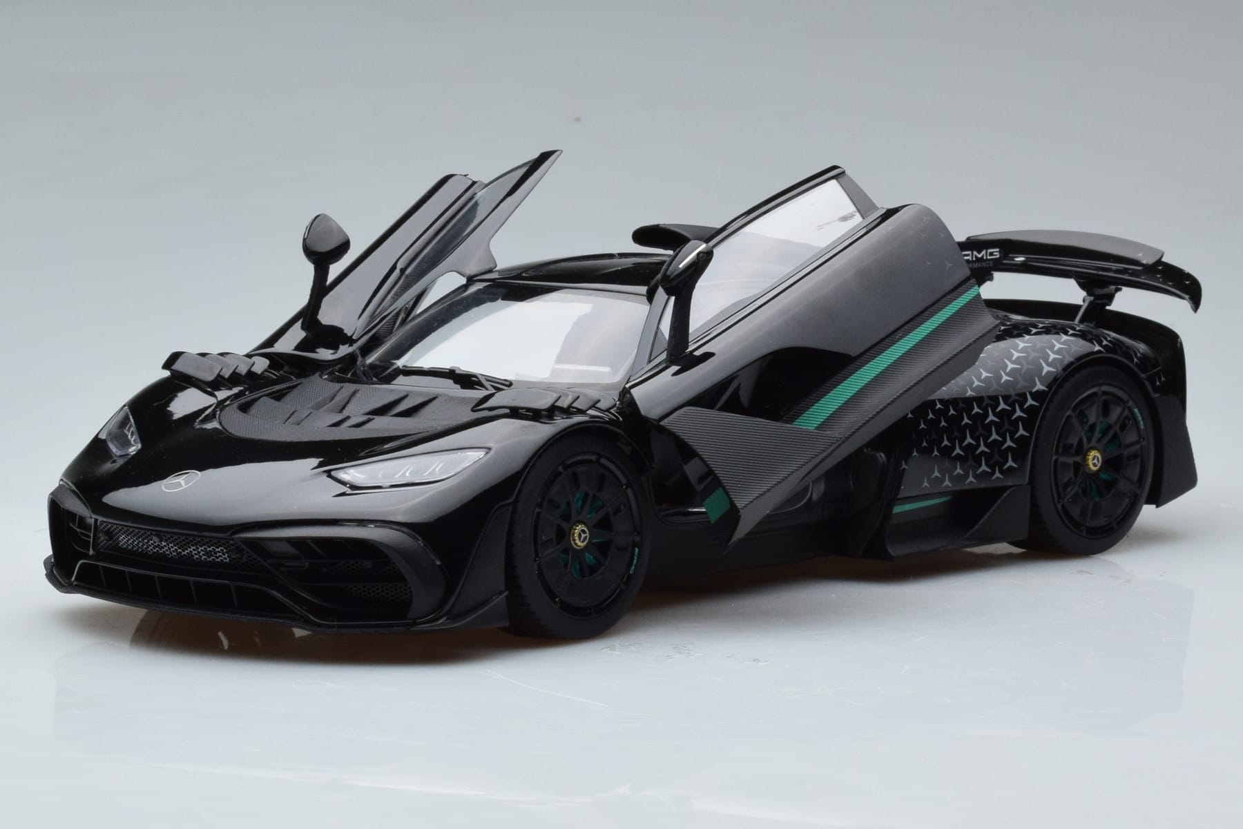 Mercedes AMG One Schwarz NZG 1:18 B66961042 Druckguss — Bild 3 von 9