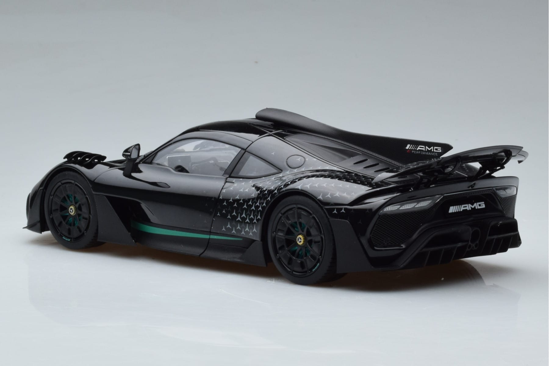 Mercedes AMG One Schwarz NZG 1:18 B66961042 Druckguss — Bild 8 von 9