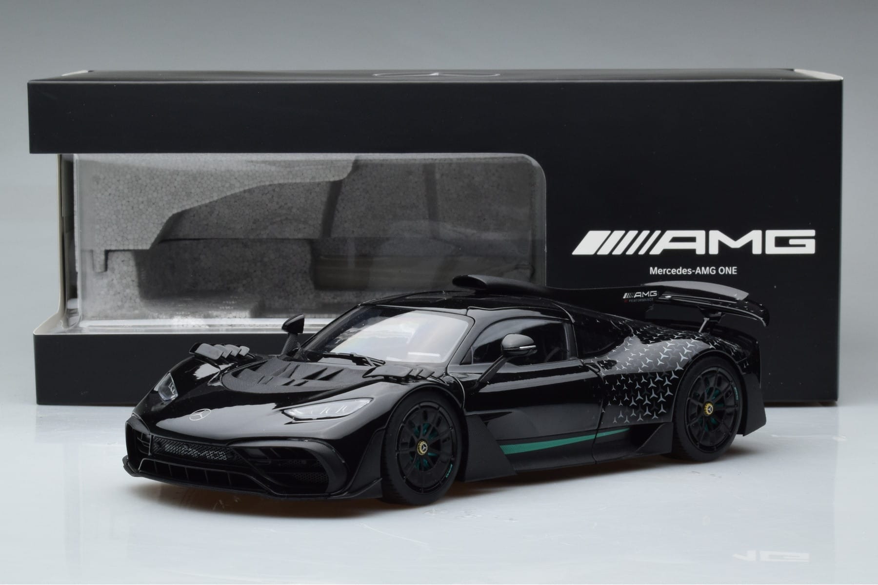 Mercedes AMG One Schwarz NZG 1:18 B66961042 Druckguss — Bild 9 von 9
