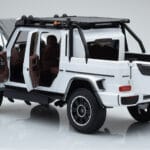 Mercedes Brabus G800 W464 Adventure XLP Polar Weiß Almost Real 1:18 - image 5 of 8
