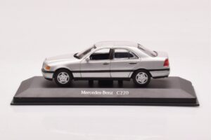 Mercedes C-Class W202 C220 Silber Minichamps 1:43 B66005705-M1