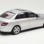 Mercedes C-Class W204 Avantgarde Silber AUTOart 1:18 B66962368 - image 3 of 8