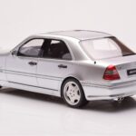 Mercedes C36 AMG W202 Silber Otto 1:18 - image 5 of 6