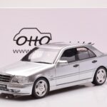 Mercedes C36 AMG W202 Silber Otto 1:18 - image 6 of 6