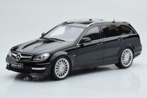 Mercedes C63 AMG S204 T-Modell Schwarz GT Spirit 1:18