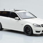 Mercedes C63 AMG S204 T-Modell Weiß GT Spirit 1:18 - image 4 of 8