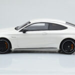 Mercedes C63S AMG C205 Coupe Weiß GT Spirit 1:18 - image 3 of 6