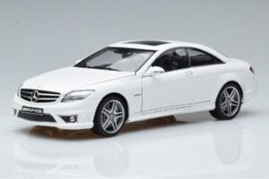 Mercedes CL63 AMG C216 Weiß AUTOart 1:18 76167 Druckguss