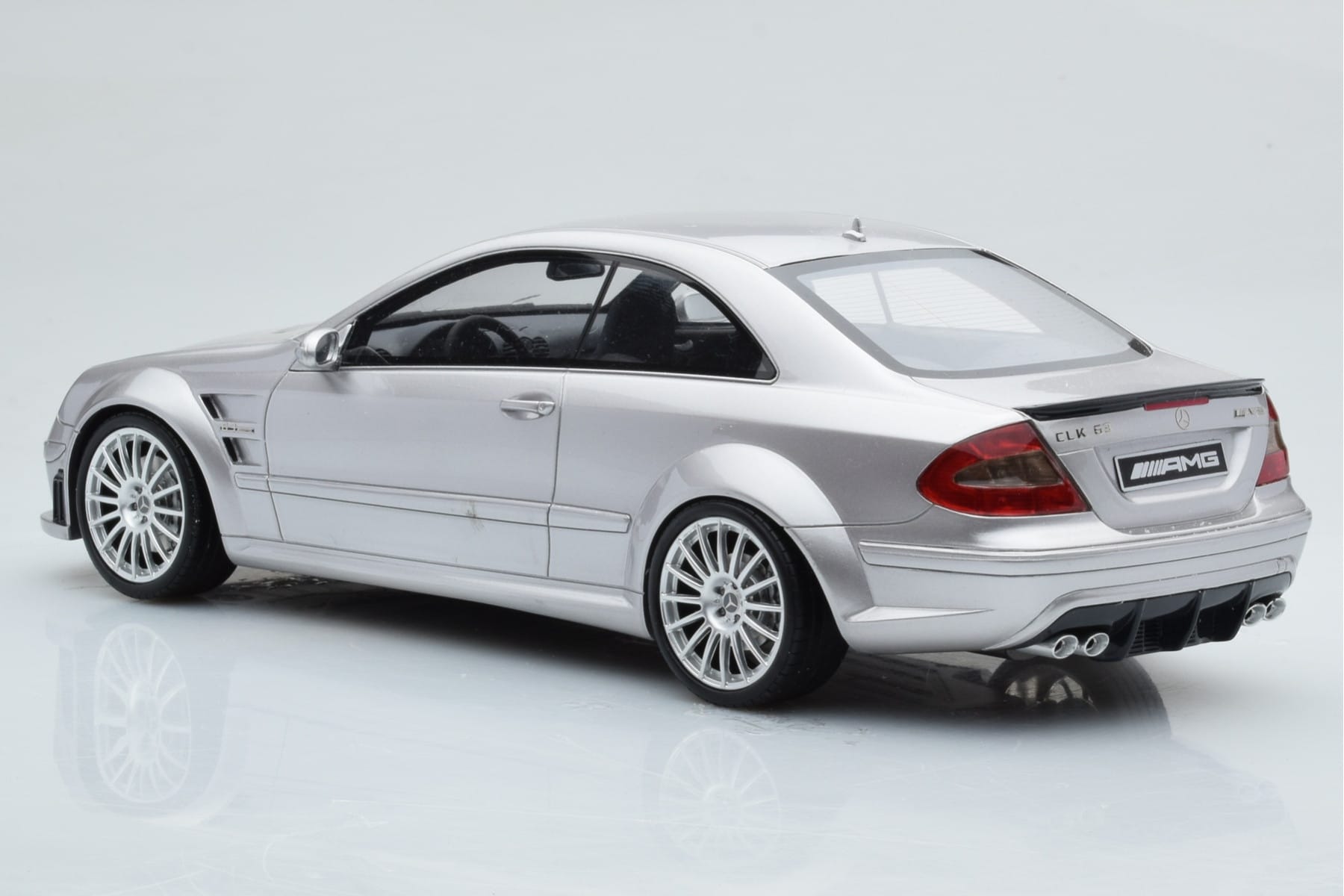 Mercedes CLK63 AMG C209 Coupe Silber Otto 1:18 OT227 Resin — Bild 5 von 6