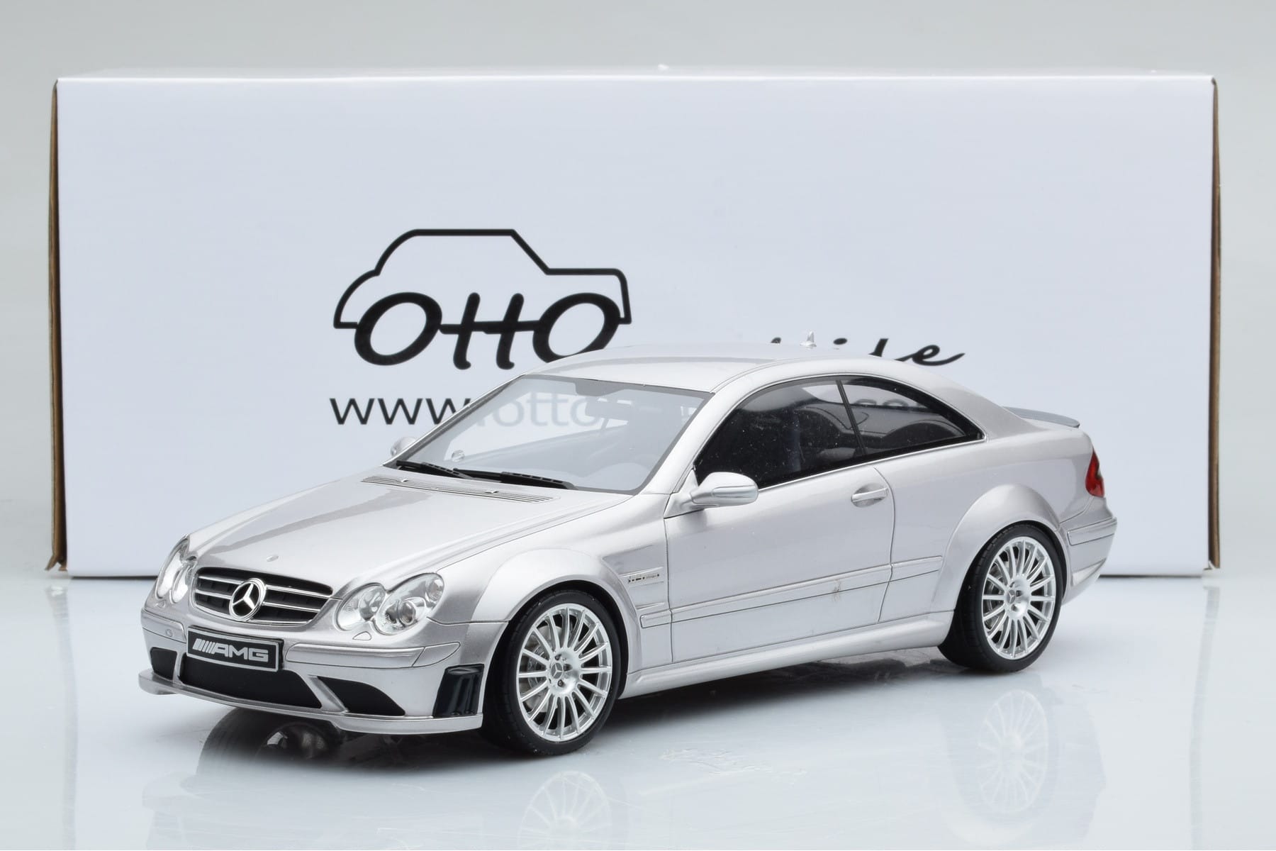 Mercedes CLK63 AMG C209 Coupe Silber Otto 1:18 OT227 Resin — Bild 6 von 6