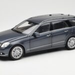 Mercedes E-Class S212 T-Modell Tenorit Grau Metallic Minichamps 1:18 B66962447