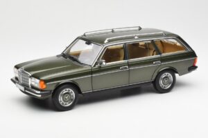 Mercedes 230T W123 T-Modell Grün Metallic Norev 1:18 183730