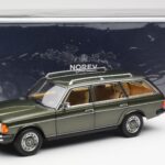 Mercedes 230T W123 T-Modell Grün Metallic Norev 1:18 183730 - image 8 of 8